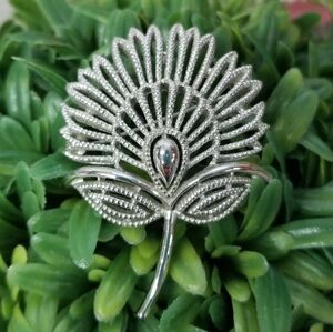 Vintage Trifari Brooch